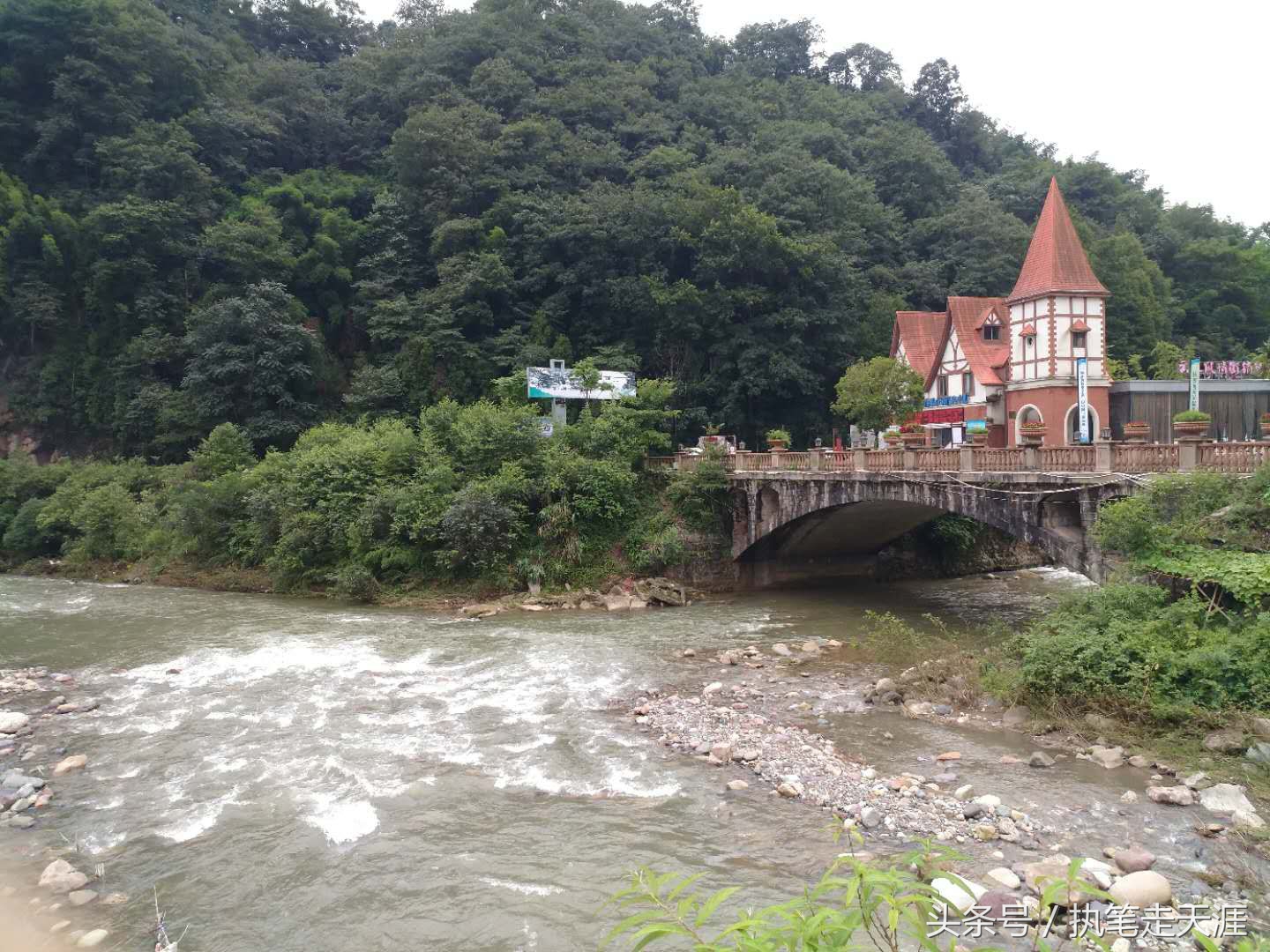 曾经成都人首选的度假小镇大邑花水湾，现在怎么样了？