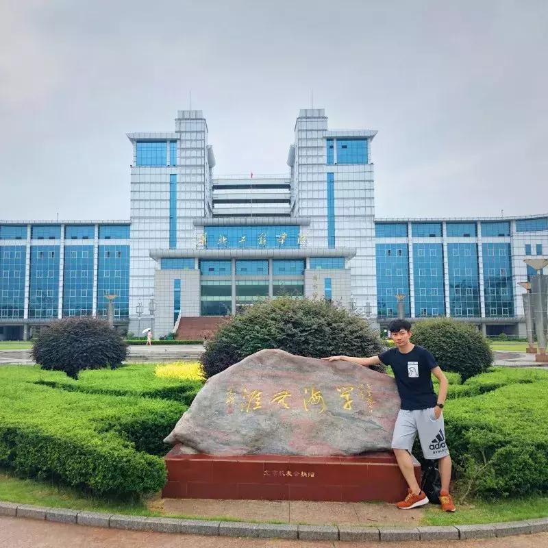 你终将荣耀满归，成为自己的英雄