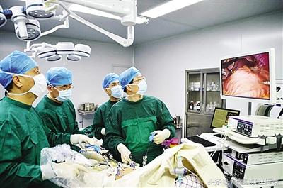 不忘初心认真践行为人民服务,不忘初心全心为人民服务