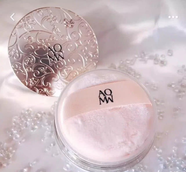 粉饼散粉蜜粉是不是有一款就够了,散粉蜜粉和粉饼区别