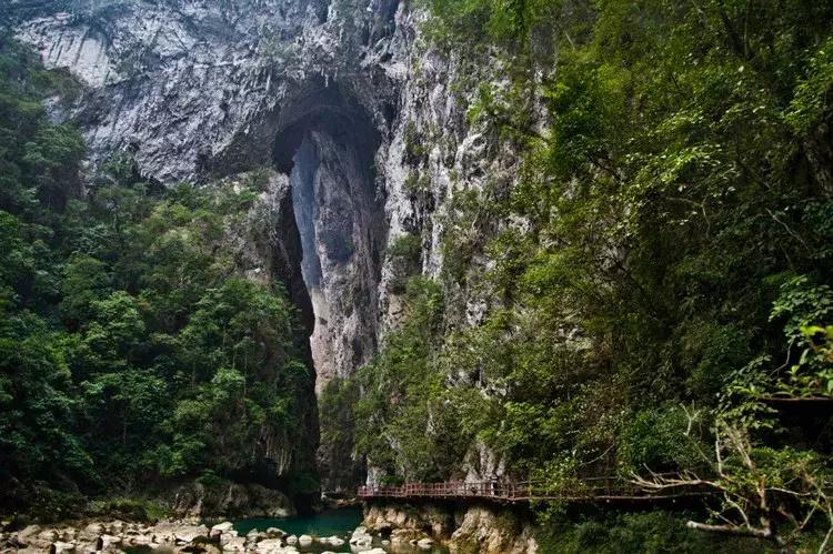 贵州有没有过百万人口的县城,贵州的一座小县城