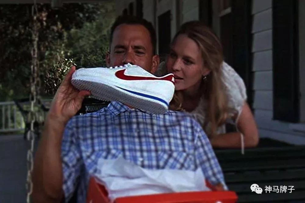 adidas比较火的鞋,性价比最高的adidas休闲鞋