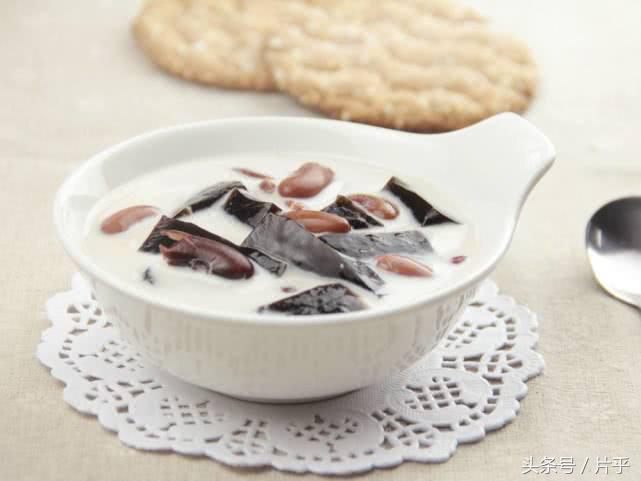 自制椰浆红豆龟苓膏,自制龟苓膏家常做法