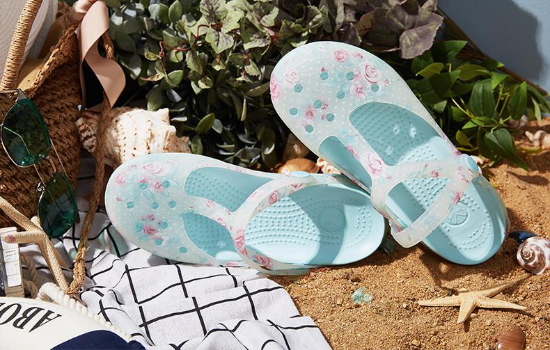 “丑”鞋行天下，沙滩就是它的主场