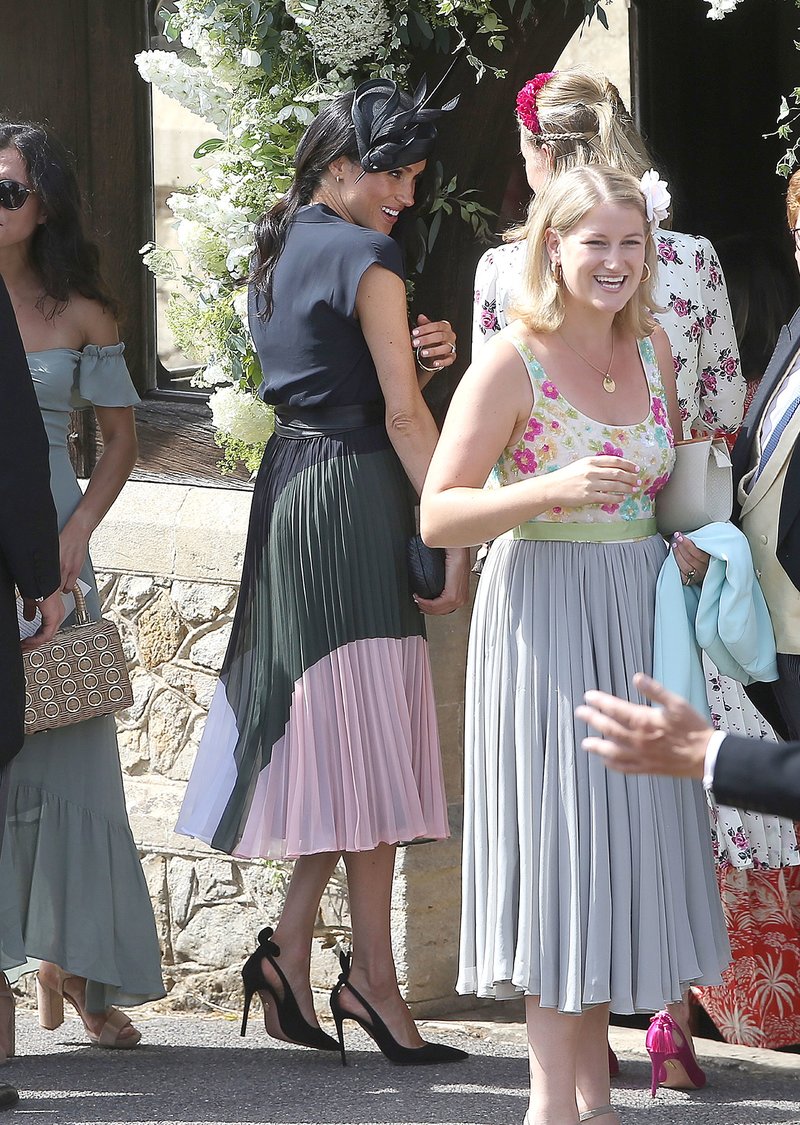 梅根喜迎39岁生日,梅根婚礼黄衣