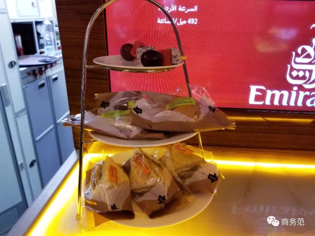 阿联酋航空豪华经济舱体验,阿联酋航空奢华