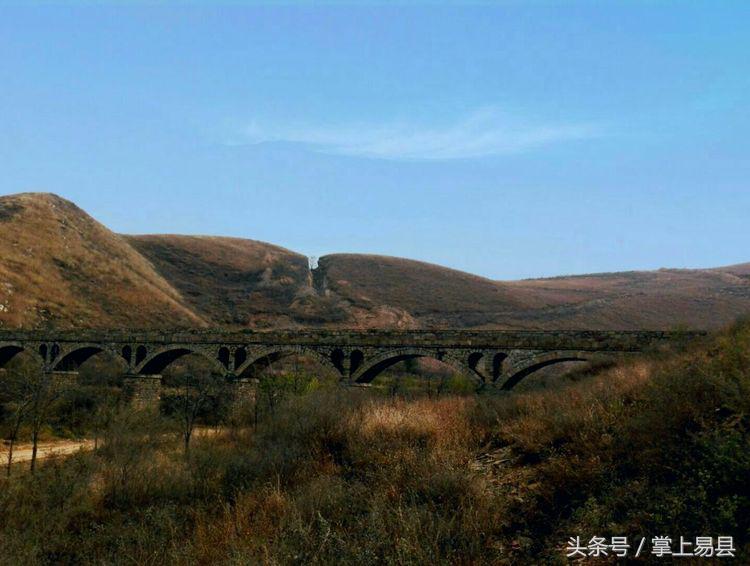 窟窿山,凤凰山星月