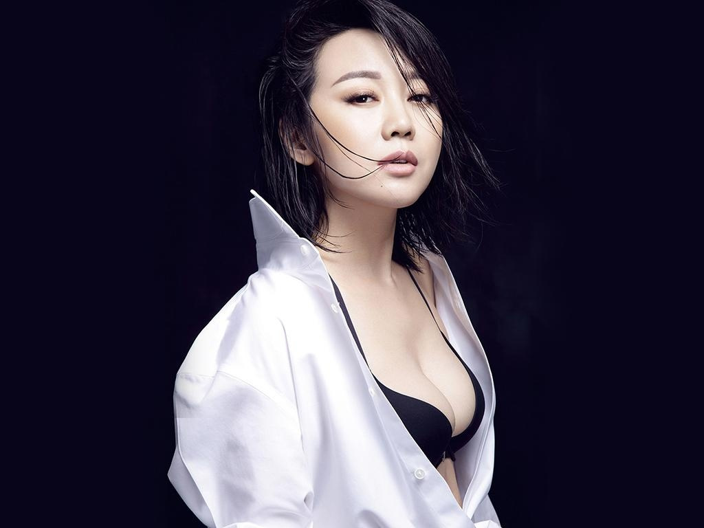 嫁给军人的明星张馨予,张馨予结婚都请了哪些明星盘点