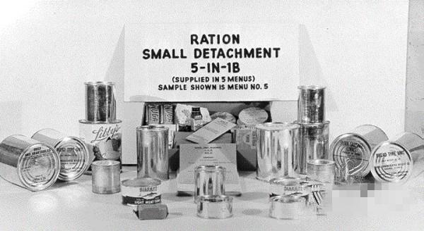 二战时，美军的单兵口粮有多“奢侈”？可口可乐一年喝掉10亿多瓶