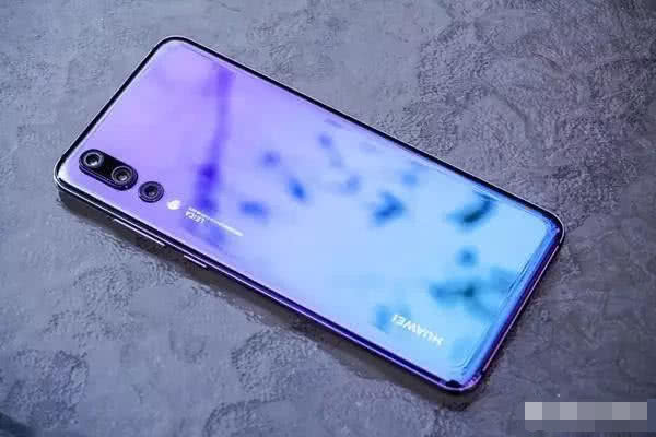 华为性价比高的1000到2000手机5g,华为手机价格2000左右的哪一款好