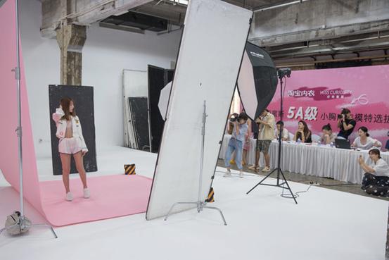 淘宝高颜值女性内衣模特,淘宝店兼职模特招聘