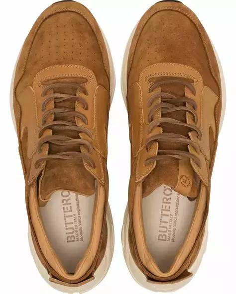 一双增高减龄的运动鞋,哪双运动鞋增高明显