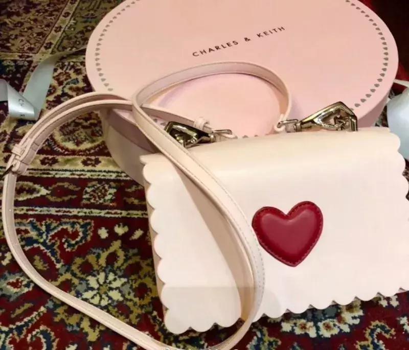 包治百病七夕,华伦天奴七夕限定包包