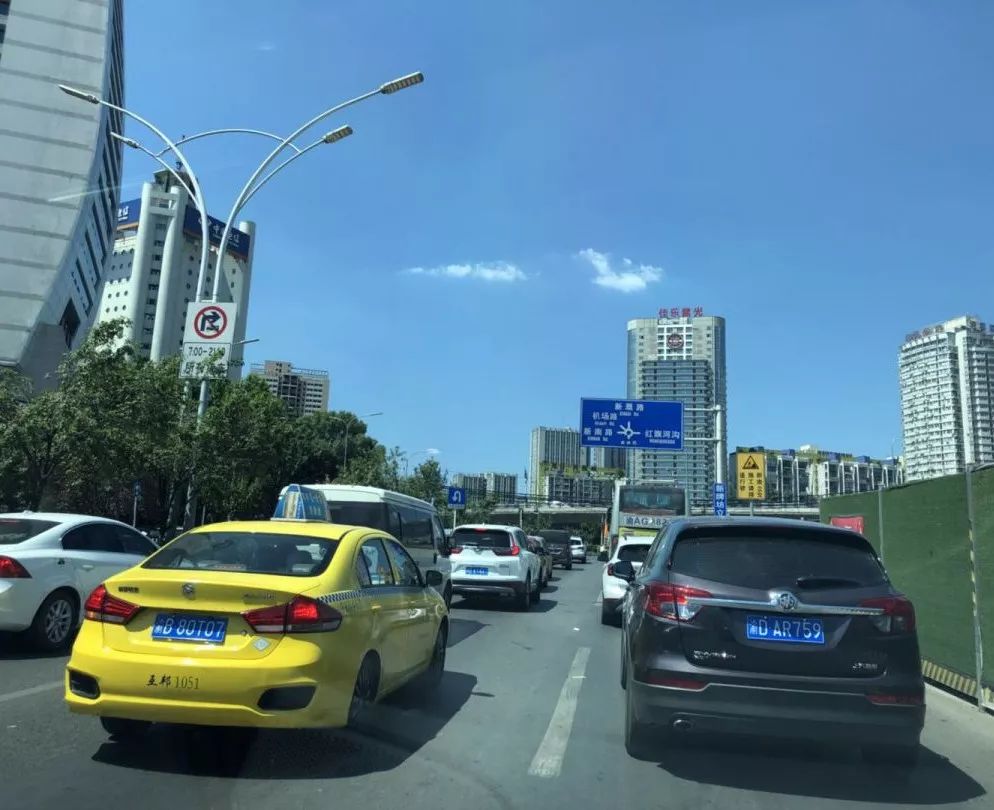 雪佛兰探界者高速路试驾,试驾雪佛兰探界者爬坡