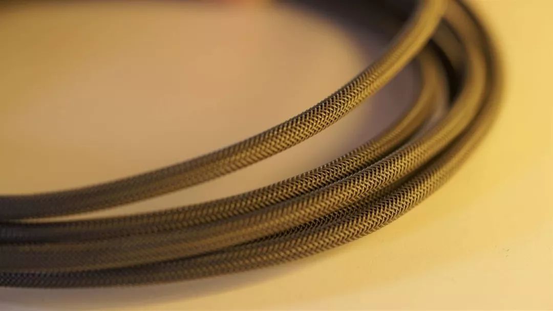 开博尔hdmi用的什么光纤,开博尔8k光纤hdmi线测评