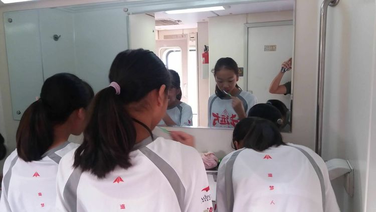 带我去远方北京,北京北京我来了