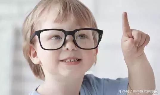 怎么知道宝宝近视远视,宝宝眼睛一大一小是不是近视了