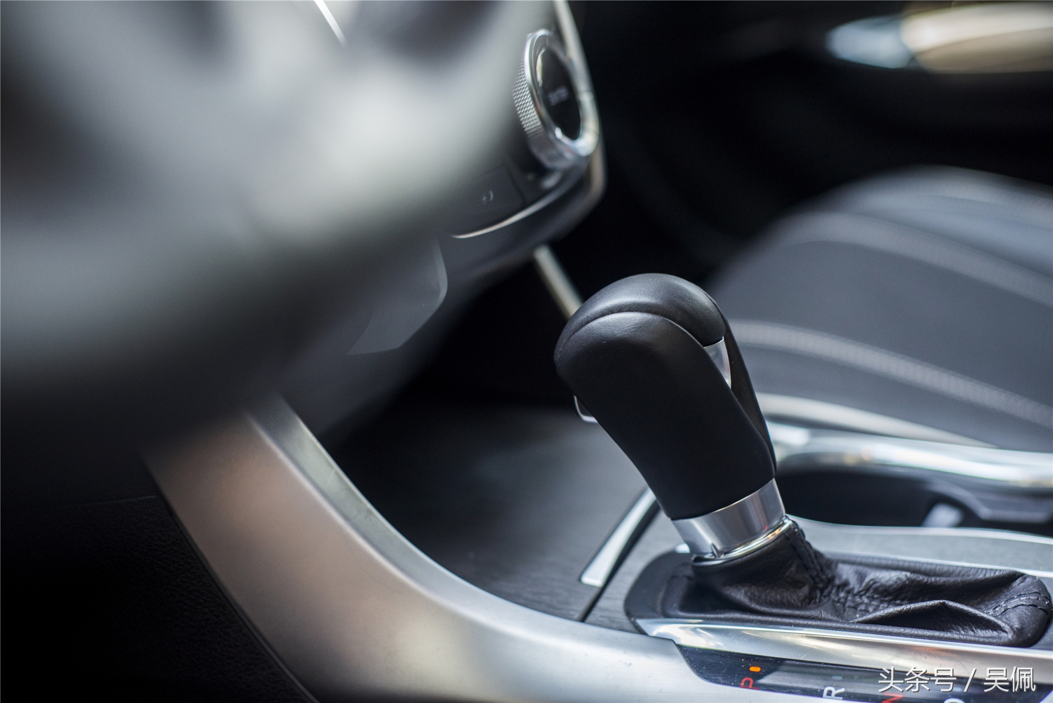 讴歌tlx雅阁王,雅阁和tlx-l有什么区别