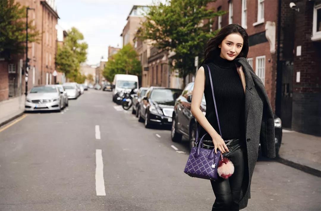 七夕新款大牌包包,杨幂周笔畅包包新品发布会视频