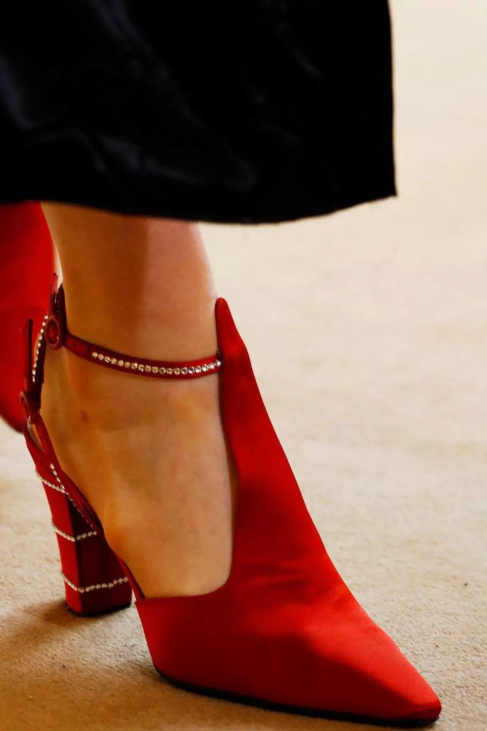 五大席卷2018秋冬时装周的潮流