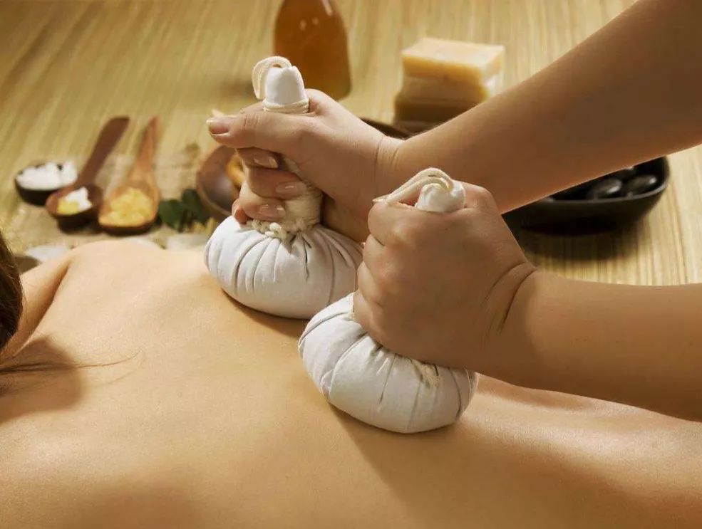 景点+酒店+交通+购物+美食泰国芭提雅最全旅行攻略！必收藏！