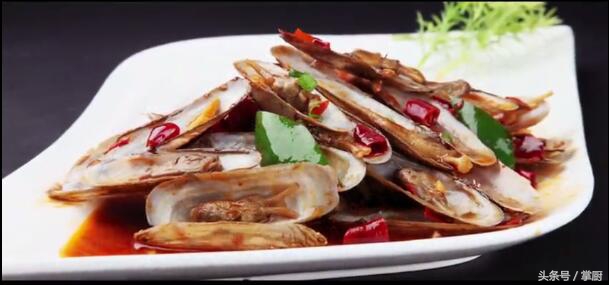 蛏子肉的家常做法爆炒需要焯水么,蛏子肉的家常做法爆炒搭配什么菜