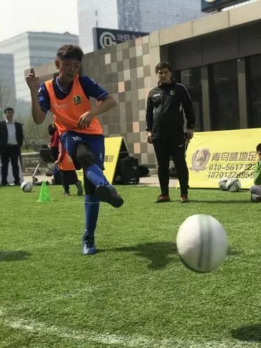 鍠滆瀛︽牎鑾锋壒璇曠偣瀛︽牎,鍥藉浣撹偛鎬诲眬姝ｅ紡鍙戝竷瓒崇悆灏忓皢