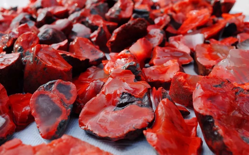 南红戒面一般多少钱,南红顶级戒面