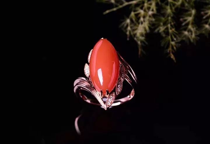 南红戒面一般多少钱,南红顶级戒面