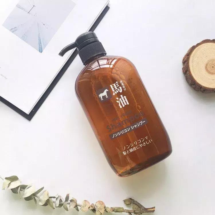 脱发用防脱洗发水有用吗,18岁防脱发洗发水推荐