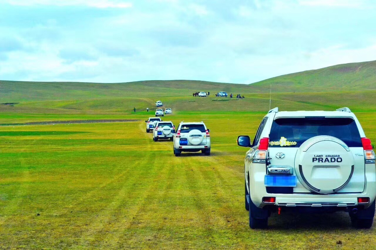 国庆自驾游川西租车多少钱,租车川藏线318自驾游全程总费用