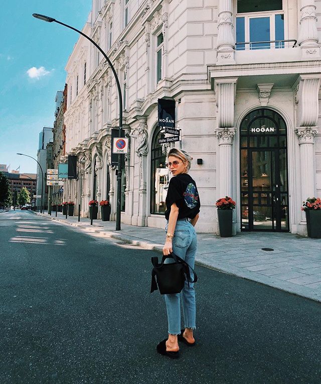 个子矮腿又粗穿什么裤子,个子矮腿短又粗