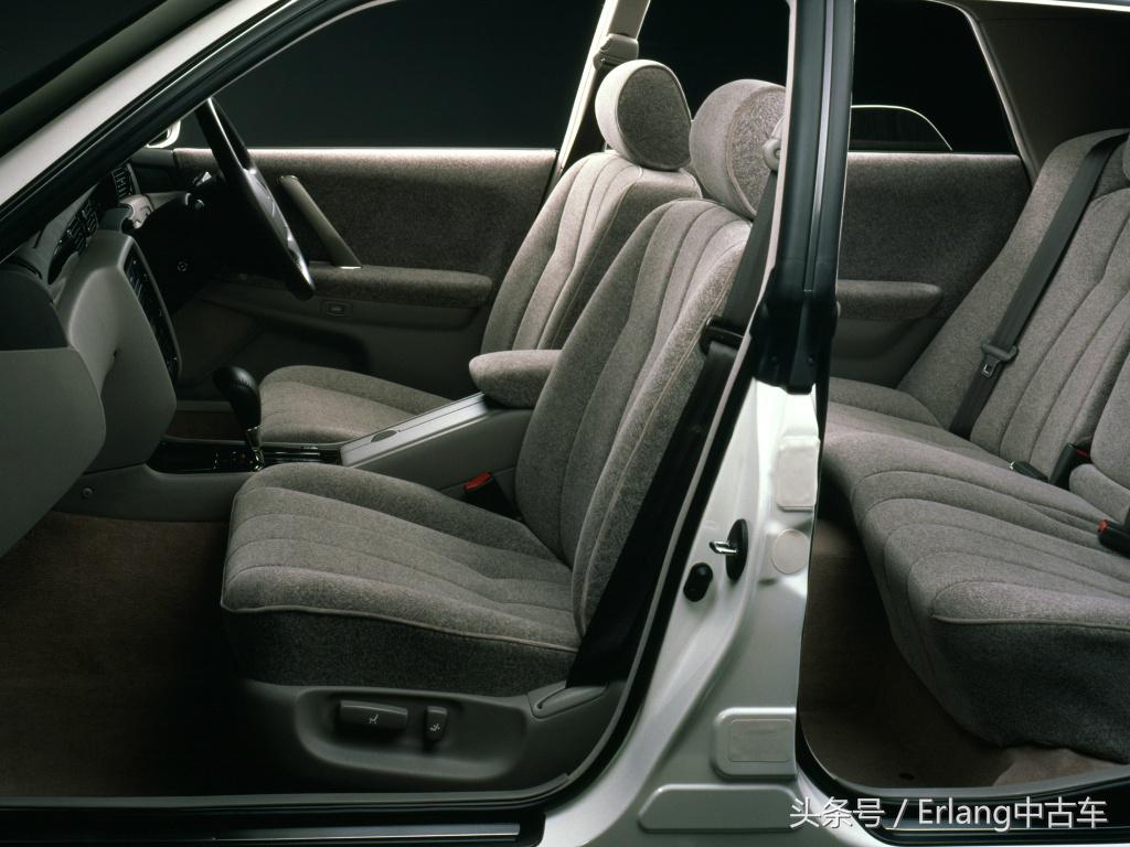 toyotacrown鐨囧啝绗叓浠ｅ灏戦挶,2023娆句赴鐢扮殗鍐燾rown浠锋牸