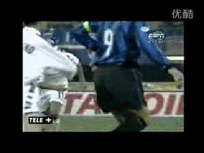 看清楚大罗生涯遭遇的恶劣犯规,罗纳尔多在意甲遭遇的恶意犯规