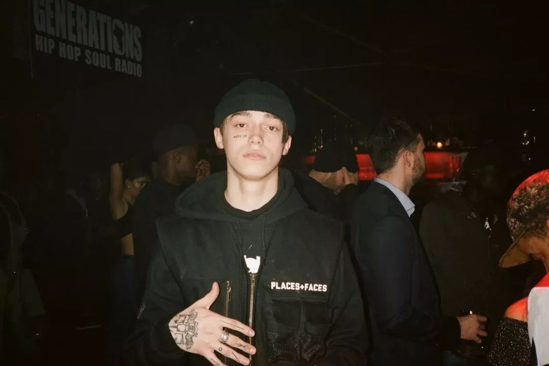 这群「不务正业」的潮流摄影师，是怎样引领街拍文化的？