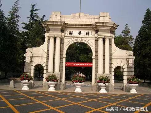 盘点中国十大霸气大学校门，这个“棺材门”却深受学生喜爱
