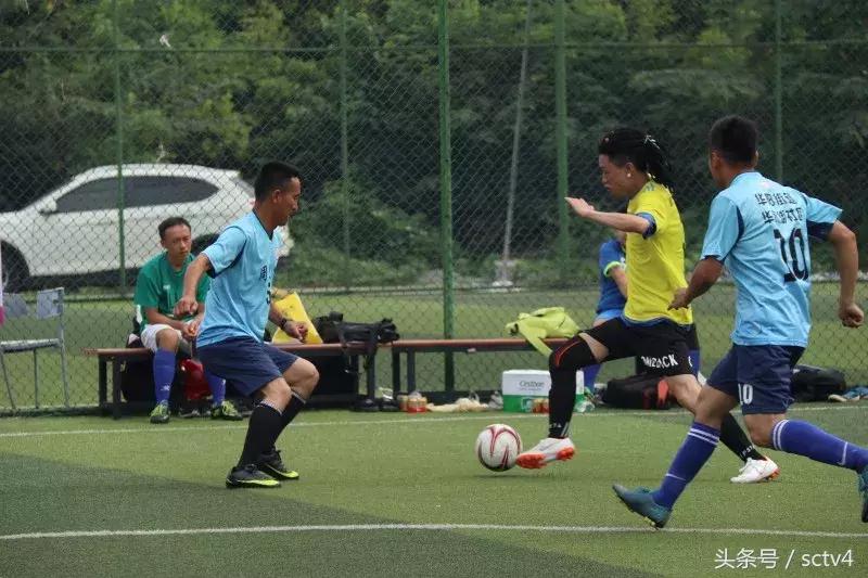 市青少年足球赛火热举行,绽放足球赛