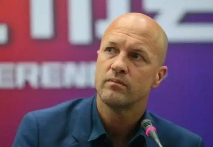 小克鲁伊夫全部视频,小克鲁伊夫赛前发布会