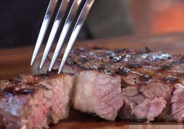 西餐厅的牛排成本很低价格却很高,西餐厅牛排一般几十元