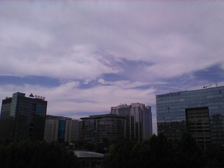 功能机诺基亚测评,全新诺基亚8210灵巧又聪明