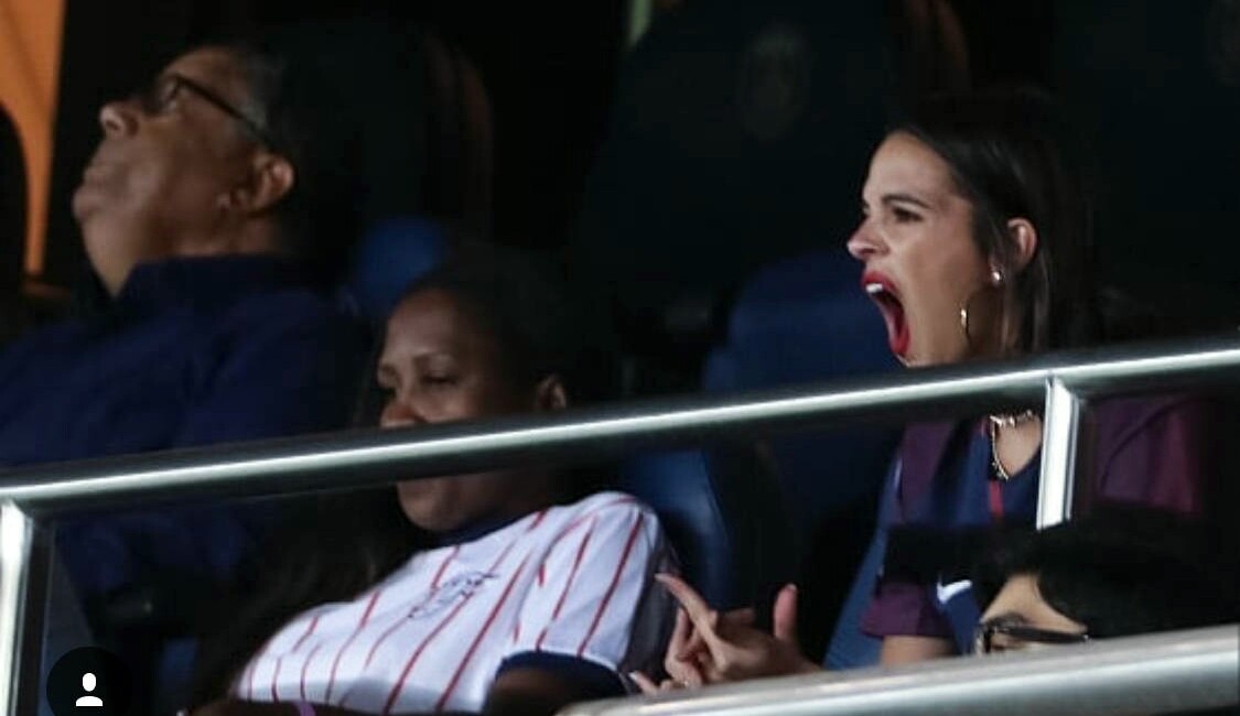 内马尔卢卡布鲁娜,内马尔女友布鲁娜剧情