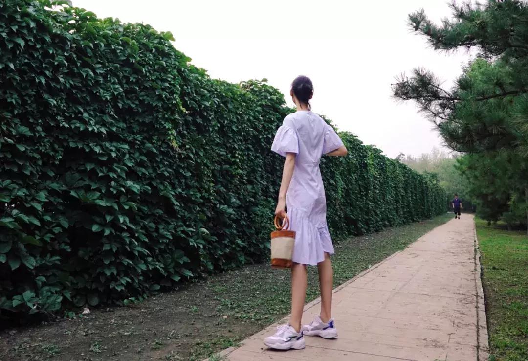 李宇春最近同款鞋,王菲最新同款鞋