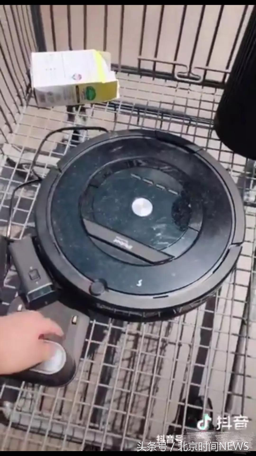 外国美女拿商场的东西退货电影,外国女拿商场的东西退货