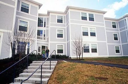 美国顶尖大学住宿,全美吃住最赞的大学top10