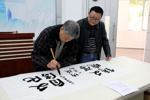 婢у幙鑱屼笟涓笓瀛︽牎鍥剧墖,婢у幙鑱屼笟涓笓瀛︽牎涓撲笟