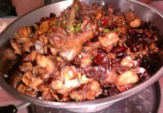 湖北各地特色美食推荐,湖北各个地方的特色美食介绍