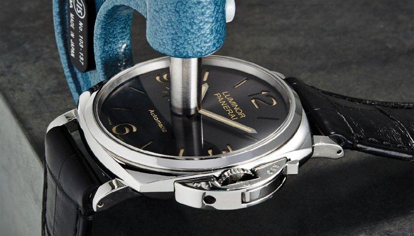 复刻表是假表吗还是真表,为什么现在的假表叫复刻表