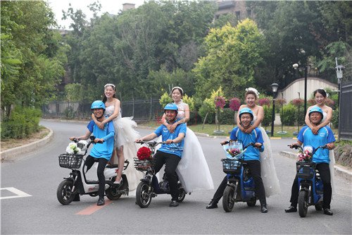 撒狗粮情侣写真,七夕情侣写真婚纱照