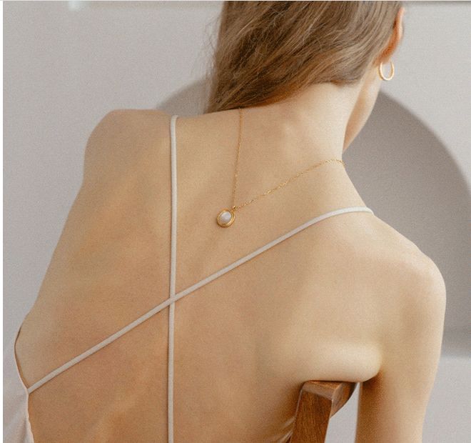 吸收快补水喷雾,夏天清爽型身体乳持久留香72小时