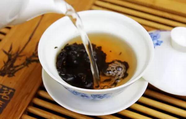 为什么长期熬夜会得心梗,熬夜出现心梗的过程